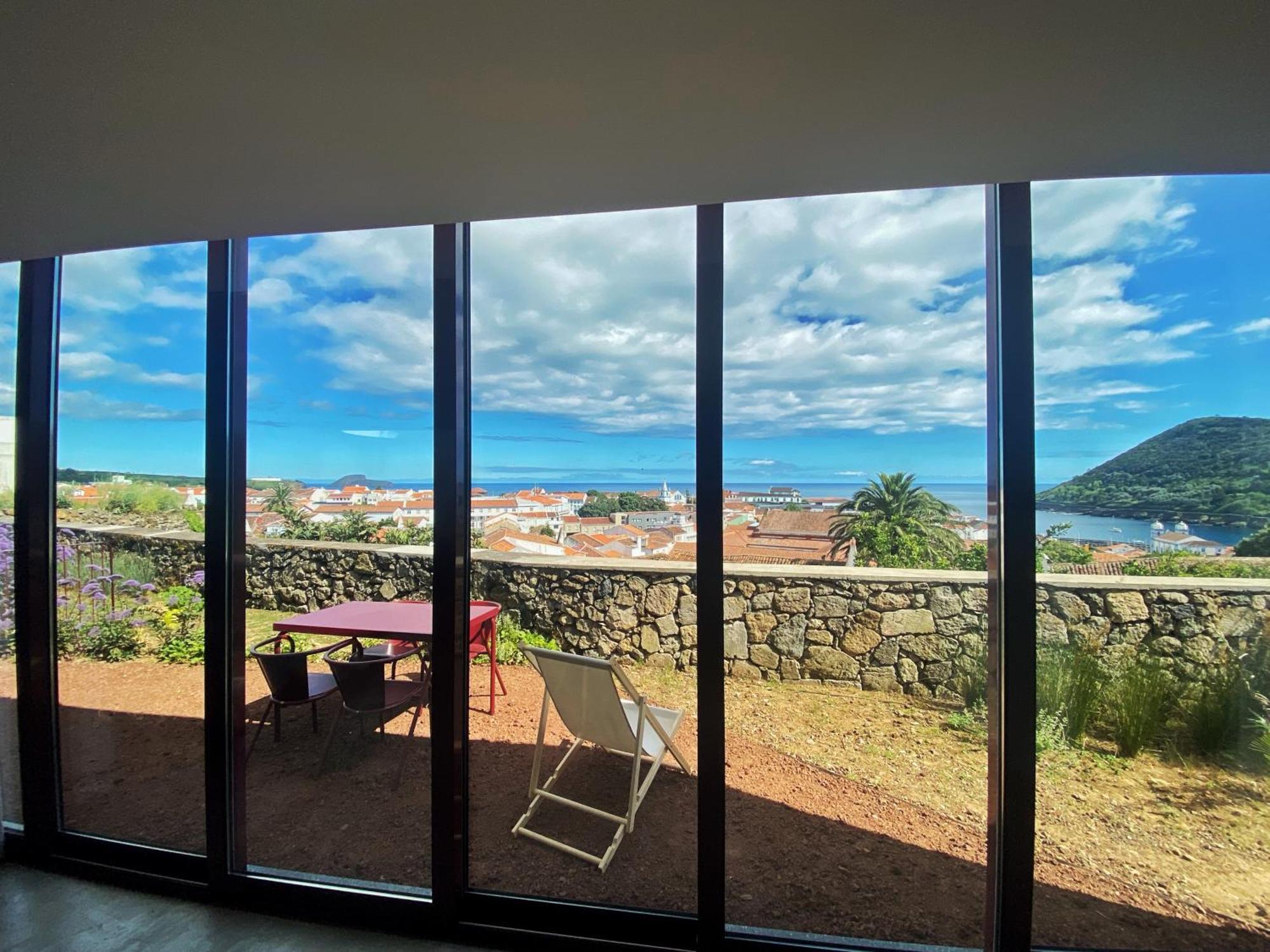 Angra + Appartement Angra do Heroísmo Kamer foto